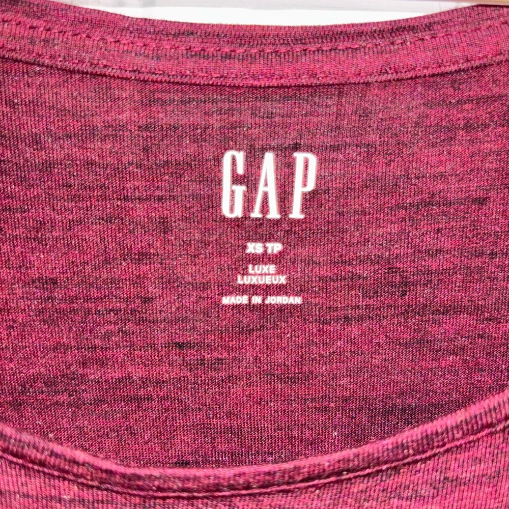 GAP T-shirt - Picture 3 of 3